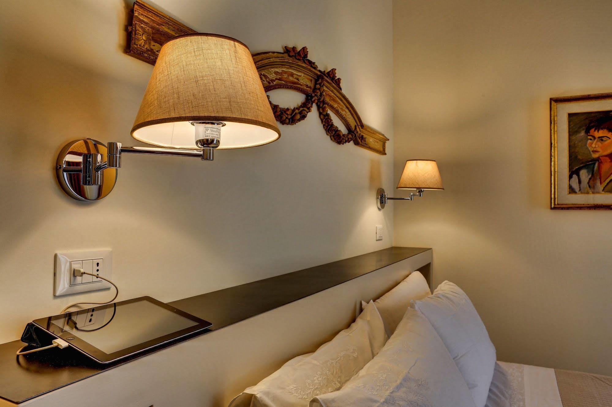 Casa Sotgiu Guest House Roma Ngoại thất bức ảnh