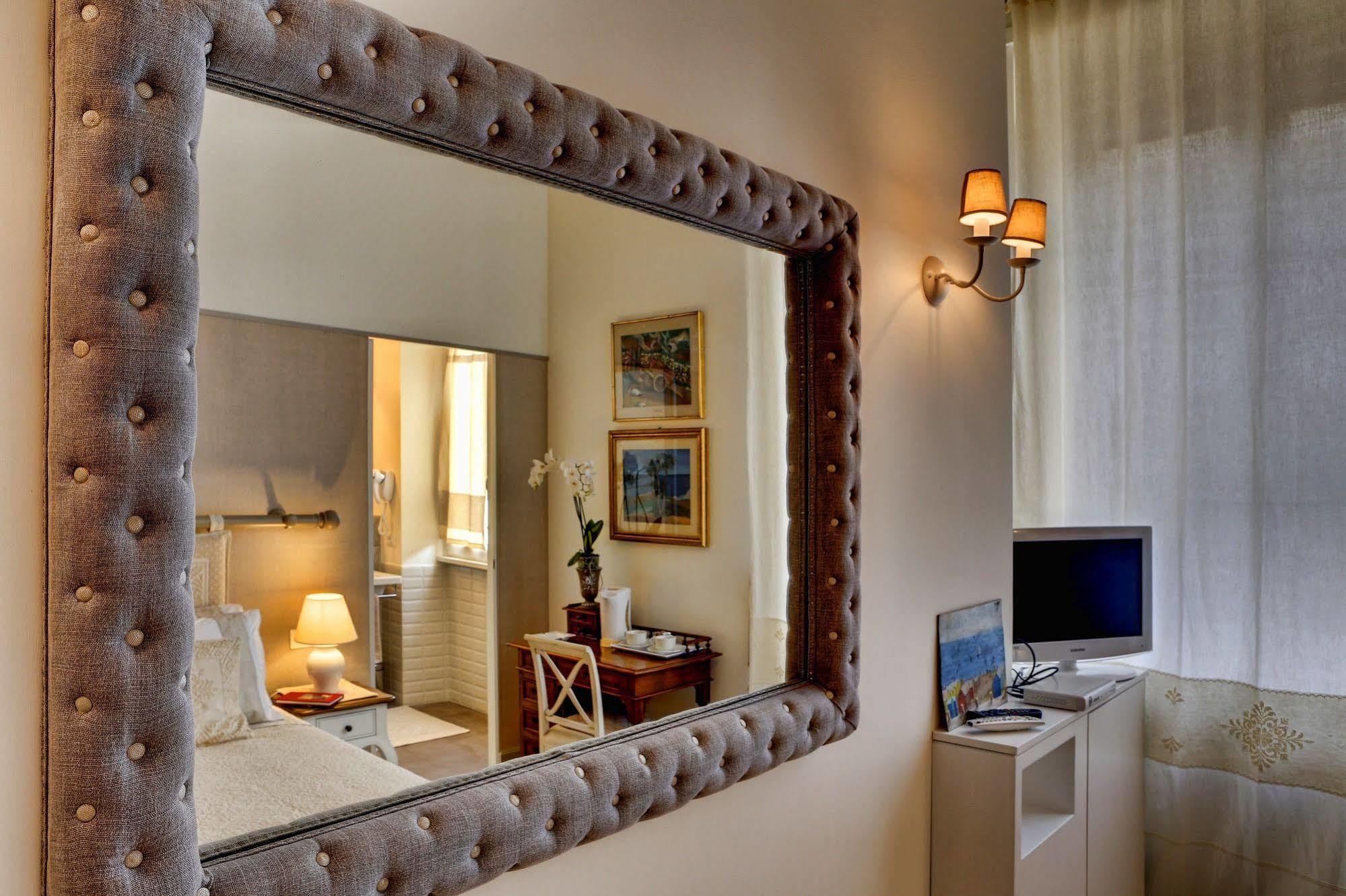 Casa Sotgiu Guest House Roma Ngoại thất bức ảnh